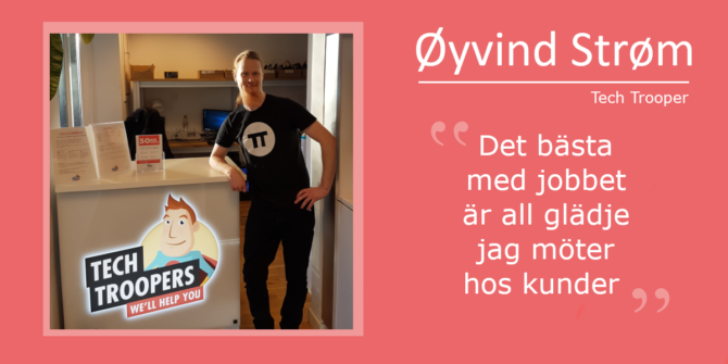 Bild på en man som lutar sig mot en bänk. Citat Det bästa med jobbet är all glädje jag möter hos kunder
